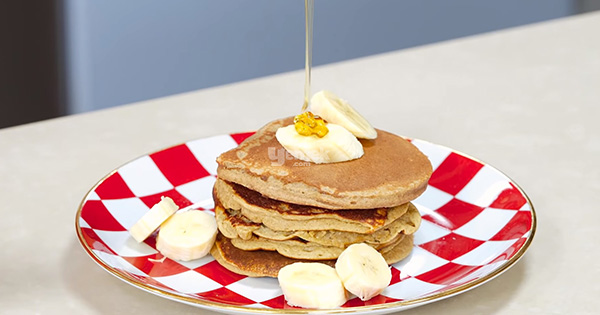 yulafli-muzlu-pancake-asama6
