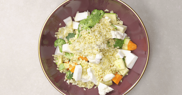 bulgurlu-sicak-sebze-salatasi-3