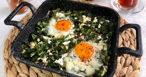 Ispanaklı Yumurta