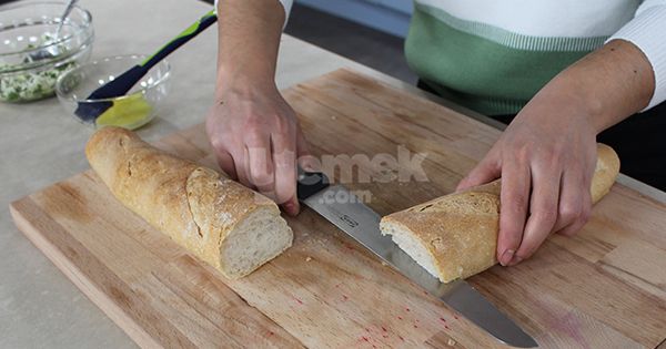 sarimsakli-ekmek-tarifi-6