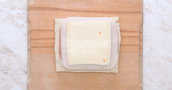 tavada-yumurtali-tost-tarif-3