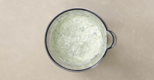 yogurtlu-havuc-ve-kabak-salatasi-5