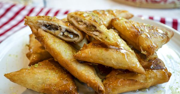 Ballı Börek