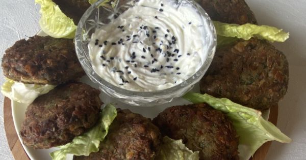 Yeşil Mercimek Köftesi