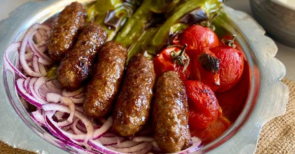 lokanta-usulu-inegol-kofte-yapim5