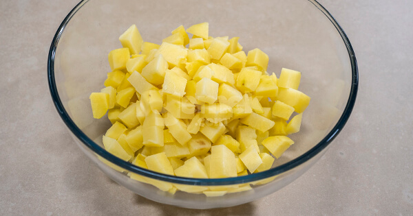 mayonezli-patates-salatasi-asama-3