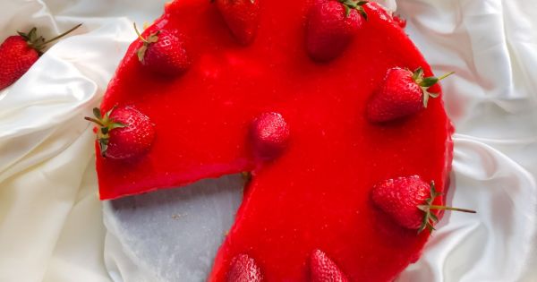 Çilekli Cheesecake