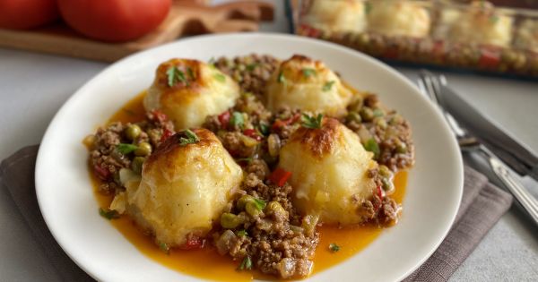 Kıymalı Bezelyeli Patates Püresi