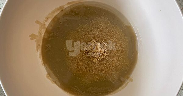 agizda-dagilan-tahinli-kurabiye-asamasi-1