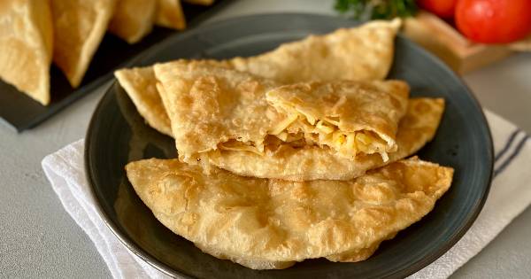 patatesli-ci-borek-yapim10