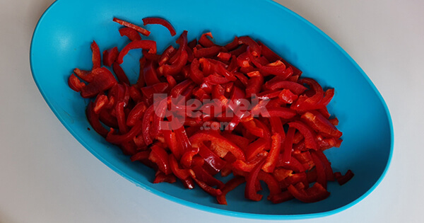 yogurtlu-semizotu-salatasi-2-elif
