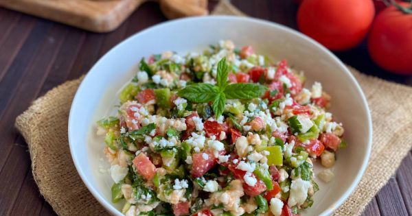 Kahvaltılık Peynir Salatası