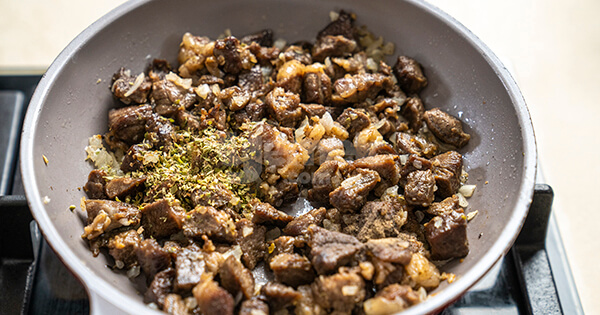 kavurmali-bulgur-pilavi-asama-9