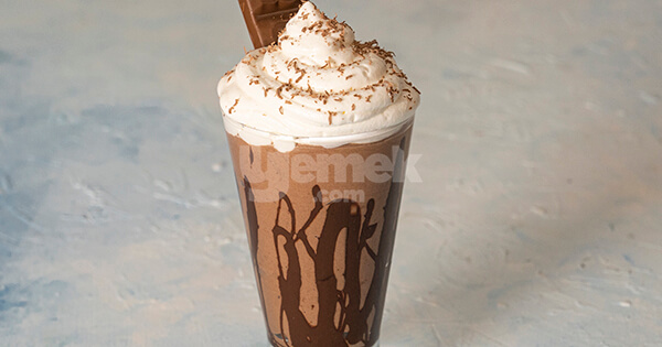 cikolatali-milkshake-asama-5