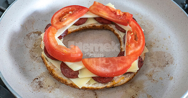 kahvaltilik-simit-tava-tarifi-6