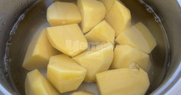 3-malzemeli-cubuk-patates-yapim1