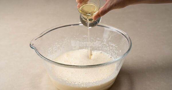 damla-cikolatali-kek-asama2-yemekcom