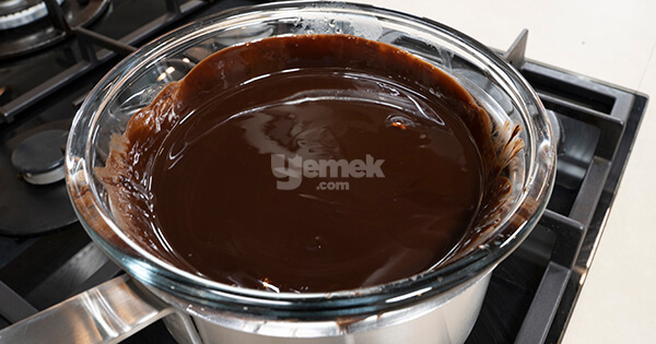 kahveli-brownie-asama3-yemekcom