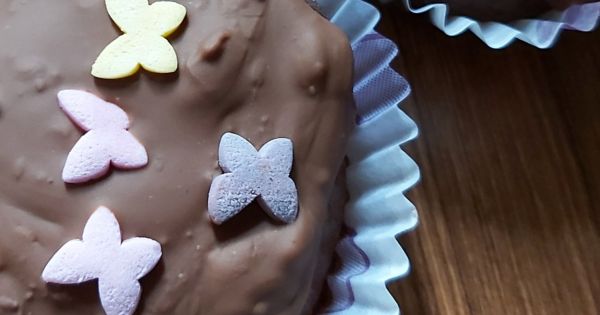 Hindistan Cevizi Dolgulu Muffin