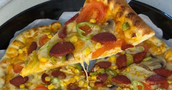 Ev Yapımı Pizza