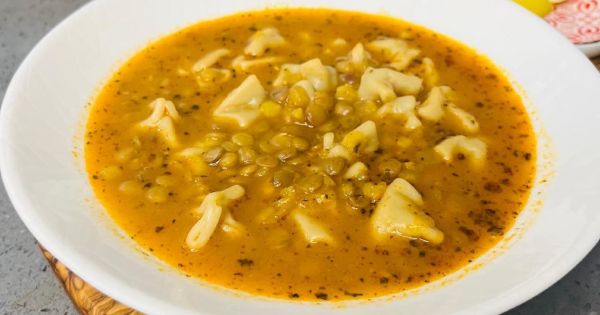 Mantılı Yeşil Mercimek Çorbası