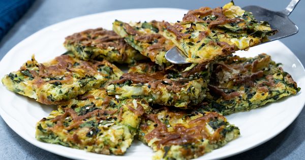 4 Kaşık Un İle 1 Tepsi Börek