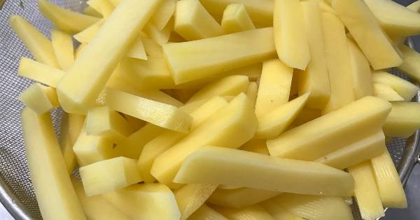 terbiyeli-patates-kizartmasi1