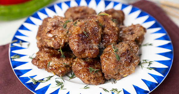 firinda-kofte-kizartmasi-asama8-yemekcom