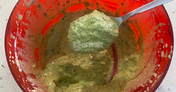 ispanakli-pesto-soslu-tavuk-asama5