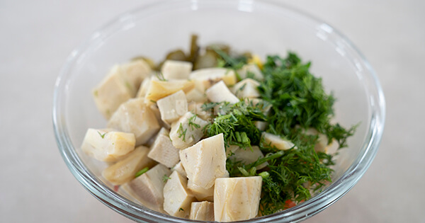 enginar-salatasi-asama3-yemekcom