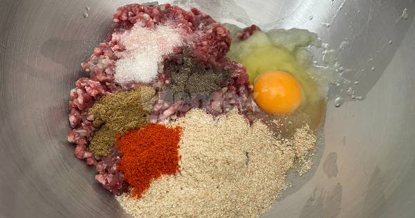 tencerede-kofte-patates-yemegi1