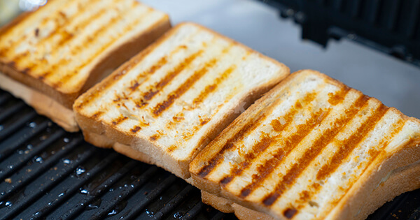 tost-asama5-yemekcom
