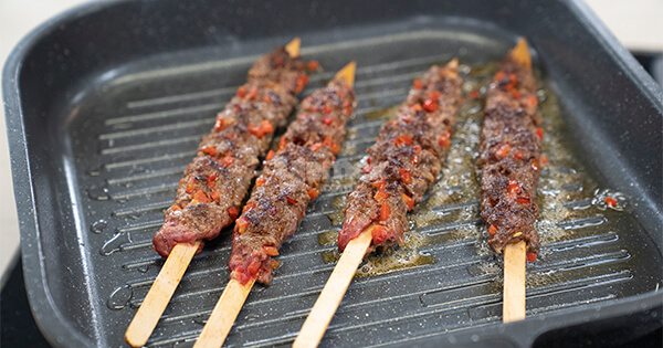karisik-kebap-asama2-yemekcom