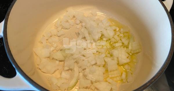mukemmel-kivamli-mercimek-corbasi-1