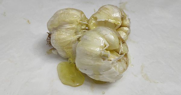 airfryerda-sarimsakli-ekmek-asama1