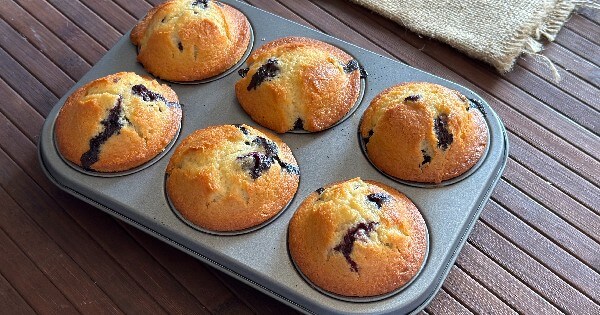 glutensiz-yaban-mersinli-muffin-6
