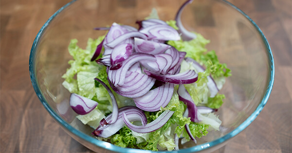 kivircik-salatasi-asama2-yemekcom