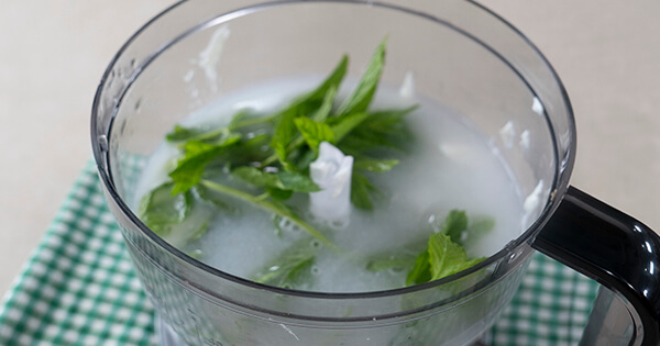 naneli-ayran-asama3-yemekcom