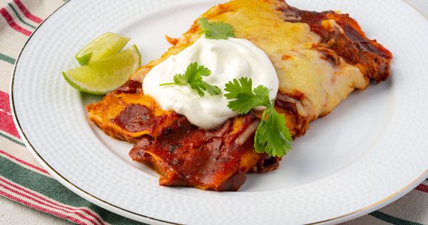 Tavuklu: Enchiladas De Pollo