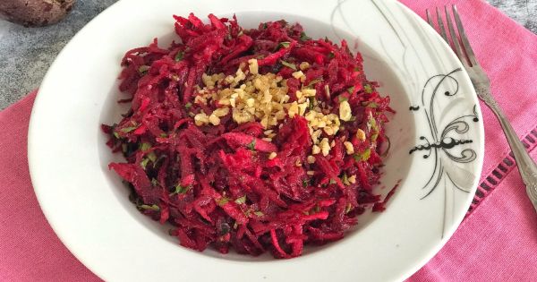 Çiğ Pancar Salatası