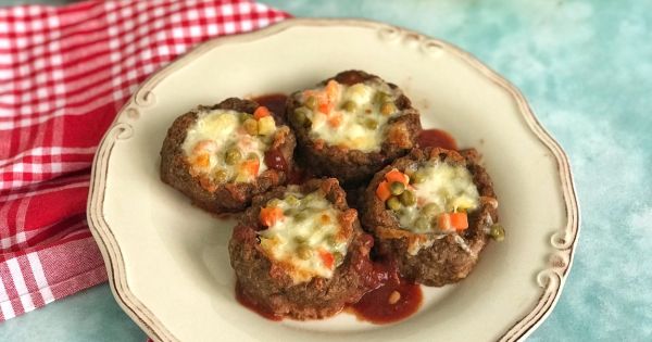 Garnitürlü Köfte