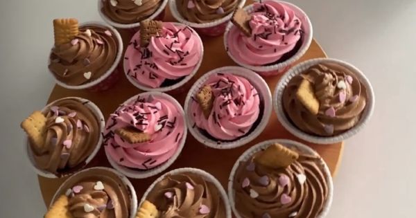Muz Ganajlı Cupcake