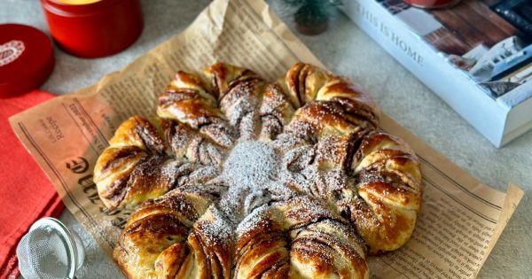 Çikolatalı Çiçek Çörek
