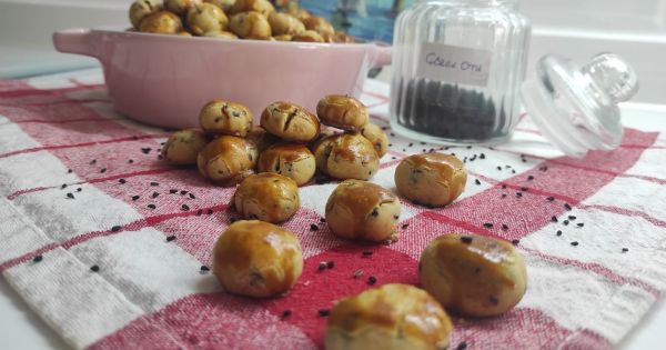 Çörek Otlu Misket Kurabiye
