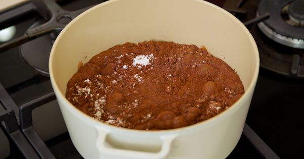 ev-yapimi-kakaolu-puding-1