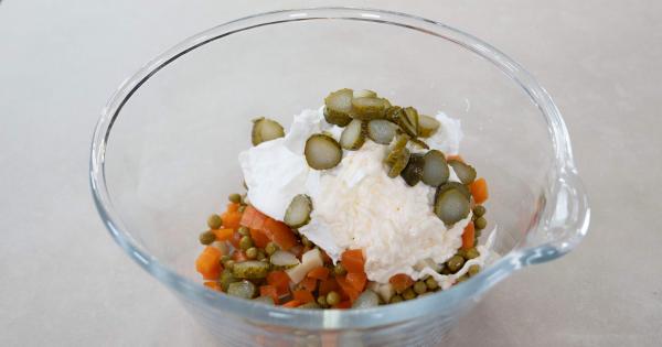 garniturlu-makarna-salatasi-asama3