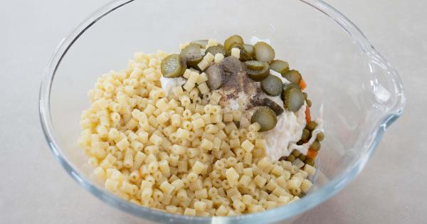 garniturlu-makarna-salatasi-asama4