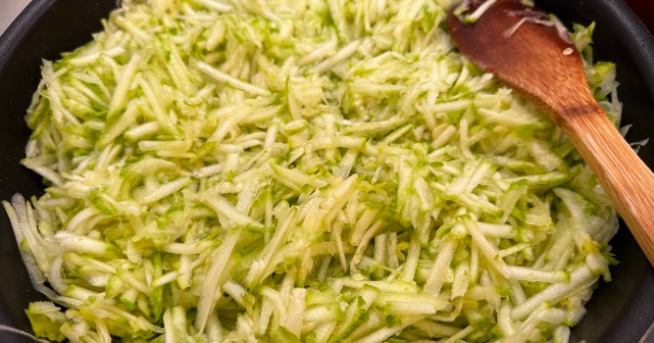kabakli-yogurt-mezesi-2