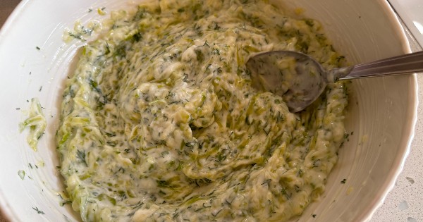 kabakli-yogurt-mezesi-5