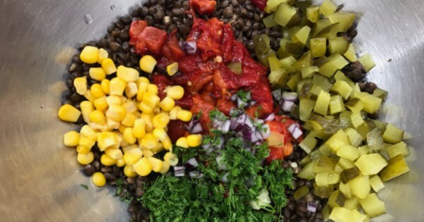 koz-biberli-yesil-mercimek-salatasi-3